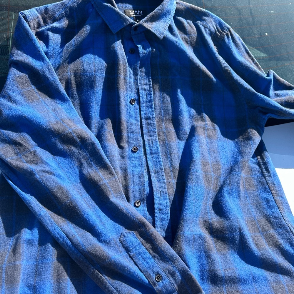 “boohooMAN” Blue flannel